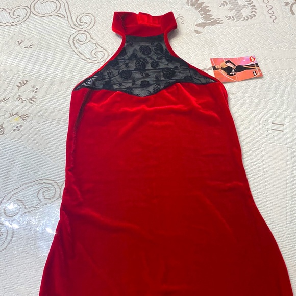 NWT Coquette.com red velvet long halter dress - Picture 1 of 8